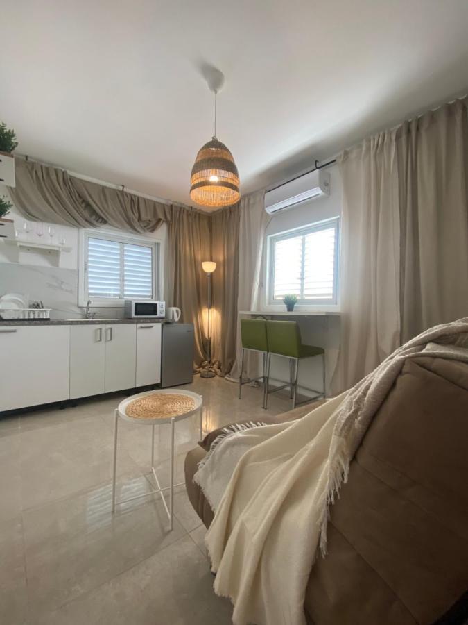 Apartment Oskar Beach Bat Yam Exterior photo