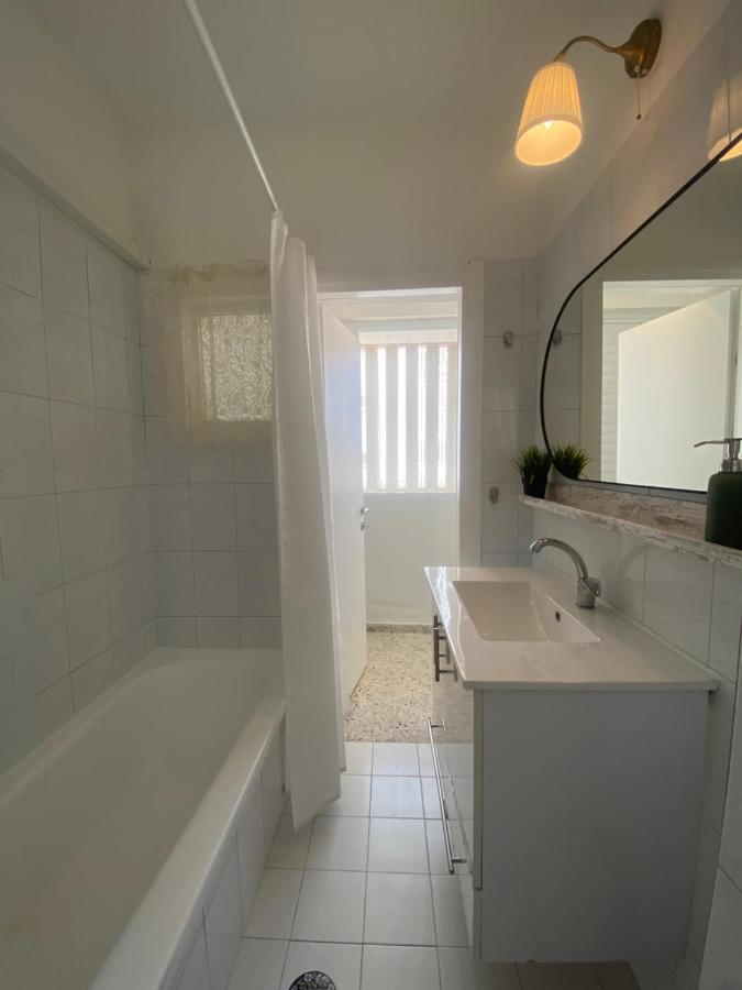 Apartment Oskar Beach Bat Yam Exterior photo
