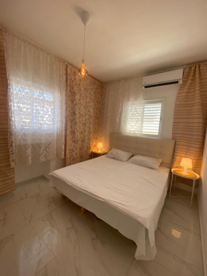 Apartment Oskar Beach Bat Yam Exterior photo