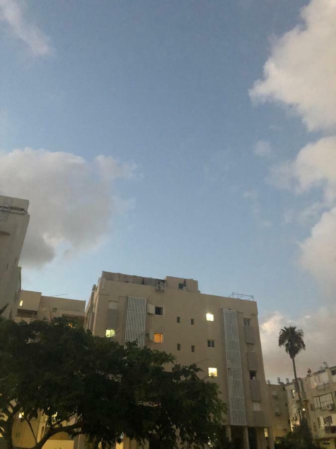 Apartment Oskar Beach Bat Yam Exterior photo